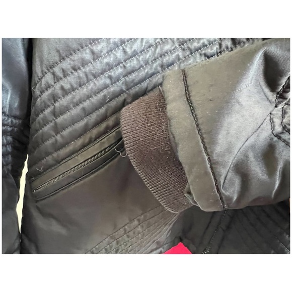 Harley-Davidson Medium Jacket with Real Fur Hood Trim Red Embroidered Back - Picture 15 of 15